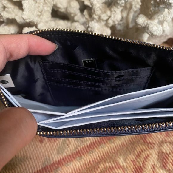 NWT Kate Spade Inchworm Medium L-Zip Wristlet - Picture 4 of 5